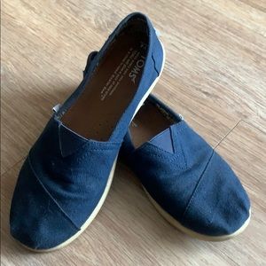 Navy Blue Toms!